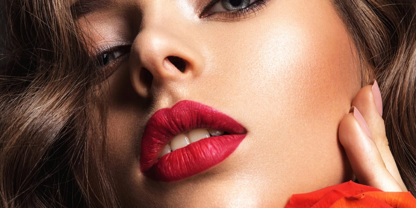 Welcher Lippenstift hält am längsten Super Stay & kussechte Lippenstifte im Test