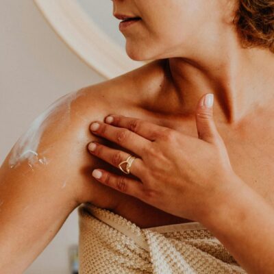 Beste Bodylotion für reife Haut Tipps für geschmeidige, straffe und gepflegte Haut