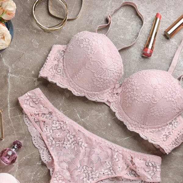 Luxus Dessous für stilbewusste Frauen